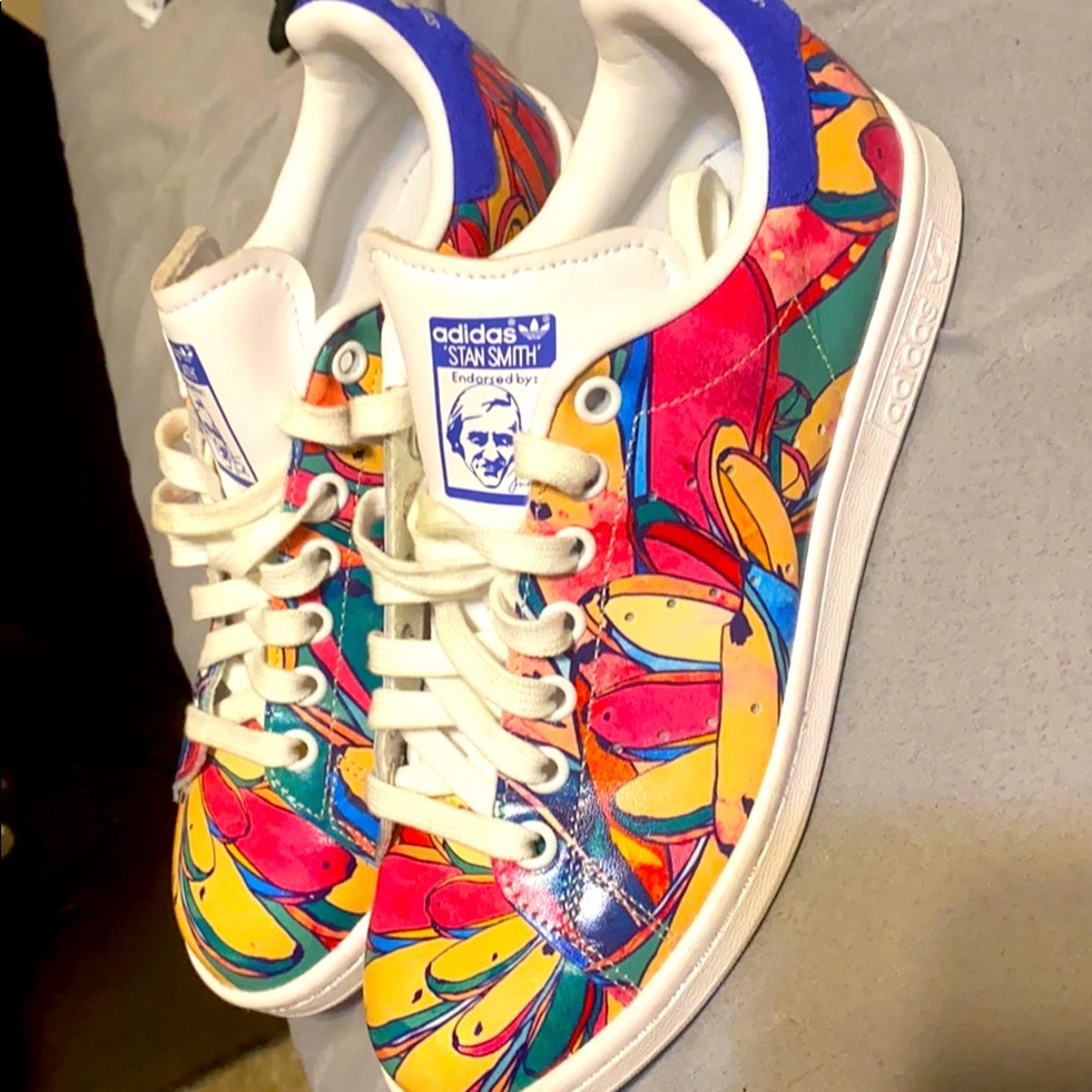 Women’s gently worn Stan Smith Adidas Shoes